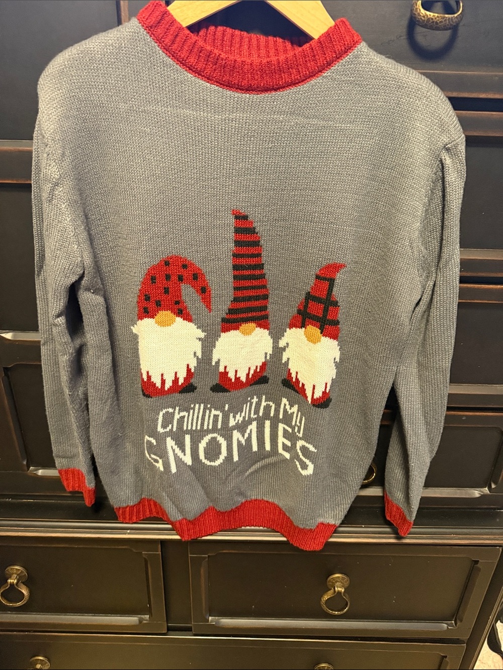 Gray & Red 'Chillin with My Gnomies' Men's Sweater